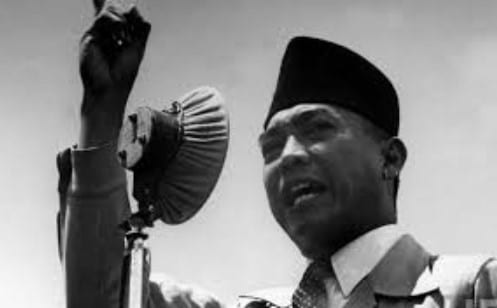 Contoh Pidato Bahasa Indonesia Tentang Hari Pahlawan